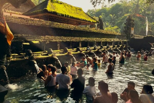 Tempat Wisata Tirta Empul